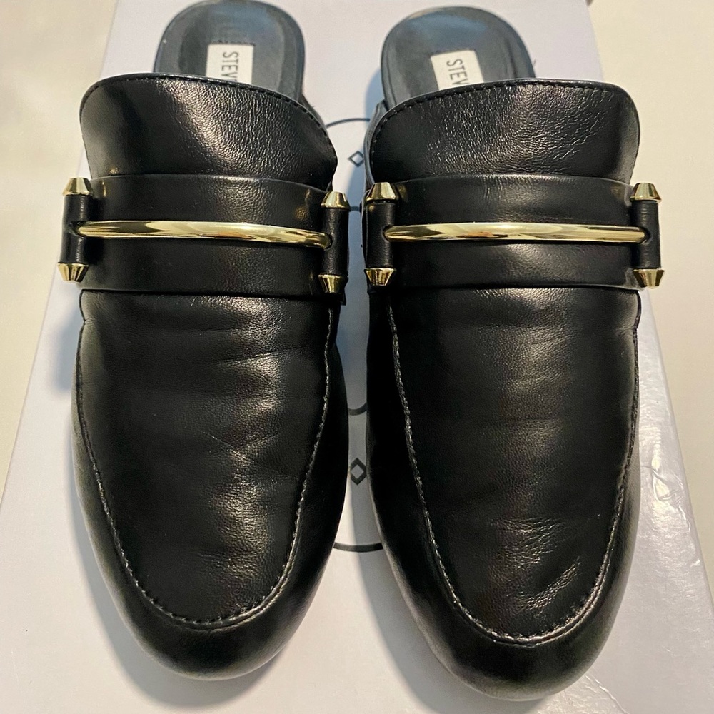 Women Mules by Steve Madden box not included